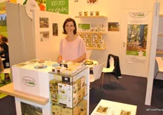 Dominique Beaumont from Inovfruit promotes her chestnuts
