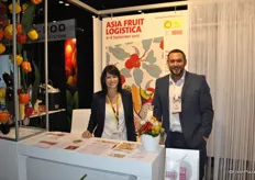 Stefanie Serrato and Carl Collen in the Fruit Logistica booth