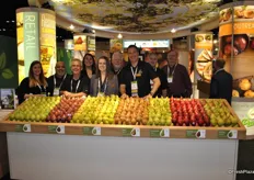 The full team of USA Pears