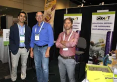 Grower Ronnie Miller visits the Biobest team: Harman Gilbert and Fonny Theunis