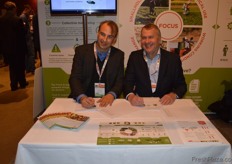 Andreas Schindler, Don Limon and Tony Bruggink, IDH signing the covenant for SIFAV