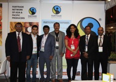 Het Faitrade Network of Asia&Pacific Producers. The companies from different countries are members from the fairtrade network and they participated on the APS. The woman in red is Mariam Thomas, leader of the Fairtrade programm. www.fairtradenapp.org