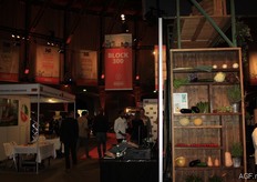 For the presentation, APS was using a lot of wooden boxes.