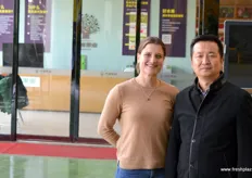 Mr Qi Feng, founder and Ceo, together with Anouk of Freshplaza China.