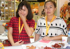 Alina and Zhiwei, trade representatives of Chengde YingYunKai (China)