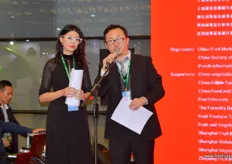 Irina and Johnny of iFresh welcomed the guests at the Opening Ceremony.