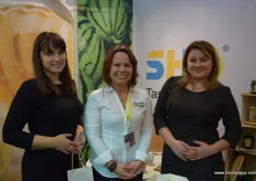Oksana Kozak, Communications manager- Shuvar, Heather Wicks- Freshplaza and Tetyana Getman- Horticulture manger expert from Shuvar.