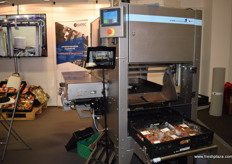 A close up of the automated machine from Egatec, the only one of its kind at this year’s Fruit Logistica.