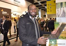 Loyal Freshplaza reader, Innocent Bosire from Mintos Herbs in Kenya, visiting the Bramko stand.