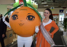 Representatives of Moroccan citrus walking the halls.