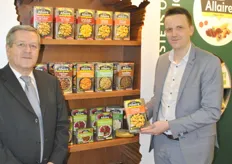 Benoit Gueroult and Jocelyn Bollinger from Daniel Allaire. They redesigned the packaging of their product line since 1955. They are specialised in fresh vegetables, which are vaccuum packed and steam cooked.