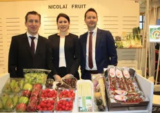 Nicolaï Fruit presentd its range. Left to right: Stijn Weckx, Masra Magomedova and Johan De Gendt.