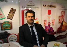 Zarpar Food has recently moved to Utrecht. Mr. Askari produces saffron and dates from Iran