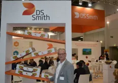 Henk van Raalte from DS Smith. The group works from about ten countries and is specialised in the production and sales of corrugated cardboard packaging.