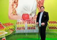Heinrich Juritsch, Managing Director of EVA Handels GmbH. The company sells quality Austrian apples in over 30 countries within and outside Europe.