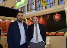 Francesc Llonch, manager of Gavà Grup, and Carles Mayol, Sales Manager of Port de Barcelona, at the stand of Monterosa, the tomato with a summer Mediterranean flavour which is harvested in winter.