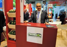 Celso Castillo Macías, at the stand of Promega, in the Mexican Hall.