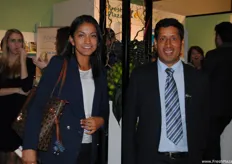 Fiorella Salazar Sánchez, of Planet Cargo Peru, and Edwin Medrano Medina, of Rainforest Organic Peru, visiting the fair.