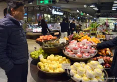 Fresh produce on display at CitySuper Shanghai. To the left is Jorge Saenz of Advanced Produce Centre Development.