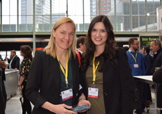 Madlen Miserius from Fruit Logistica and Johanna Maukner from the German-Dutch Chamber of Commerce.
