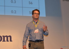 Logie Cassells from LoveHoneyBerry informing visitors about the great potential of the Honey or Haskap berry.