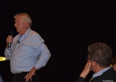 Peter McPherson from IBO (AU) asks Mihai Ciobanu from Fresh4cast a question during his presentation.