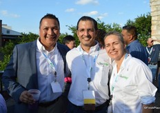 Manuel Alaniz with Greenhouse Fruit and Veg, Ramon and Maria Mery with LakeWay Produce