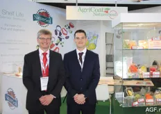 Simon Matthews from AgriCoat NatureSeal and his colleague once again presented various packaging to extend the shelf life of fresh produce.