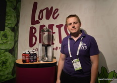 Josh Greene at G's Fresh offering samples of Love Beets.