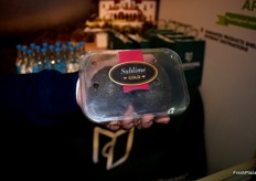 New packaging for avocadoes in termoformed tray.