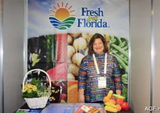 "Debra Cox May was promting the Fresh Products From Florida. She is de from the Trade Development from the Florida Department of Agriculture. She said Florida exports a lot to the UK, like grapefruit, sweet corn and strawberries. "We are looking to export also some other products like spinach and blueberries."