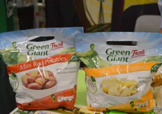 Potandon's new packaging for potatoes under the Green Giant Fresh label. The bag is light blocking, but at the bottom the consumer can still see the product.