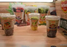 Del Monte’s new Smoothie Kit line. These kits give customers an easy way to increase their fruit and vegetable consumption. All kits are ready to blend; just add liquid and ice.