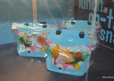 Mini Munchies are an addition to any kid's lunch or on-the-go snack. It's a mix of Pure Flavor®'s grape tomatoes, mini peppers and cocktail cucumbers.