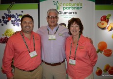 Job Villanueva, Gil Munguia and Kellee Harris with Giumarra