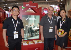 Maxwell Shi - NZ Trade & Enterprise, Alan Pollard - New zealand Apples & Pears NZ and Joyce Lin Trade & Enterprise NZ. New Zealand Apples & Pears was previously Pipfruit New Zealand.