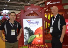 Simon Renall and John Crocker from Yummy Fruit, with Sweet Tango, Lemonade, Ambrosia and Genesis apples.
