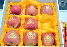 Sun coloured Chinese apples.