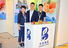 The team of Dalian Tianbo Food with Ida, Baggio Wang and Jacky Guo. The company is a importer and exporter based in the city of Dalian, in Northern China North of Beijing. The team had a succesfull exhibition and was happy the repsonse they got on the larger stand they booked this year. This year the compan shipped its first shipment of apples to the US.