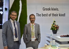 Nikos Pardalis with George Kallitsis of Protofanousi Fruits (Greece)