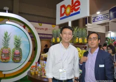 For Dole, NKA Director Tony Yang (Shanghai) with Sales Manager Andrea Villardita (Italy).