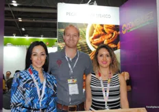 Comenuez, Jorick Voorzee and his two colleagues at the stand were promoting the Mexican Pecan nuts.