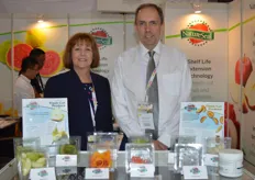 Marketing Director Karen Murphy (USA) and Research and Development Scientist Alan McGregor of AgriCoat - NatureSeal(UK).
