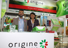 Allessio Orlandi and Reen Nordin of the Italian Origine Group