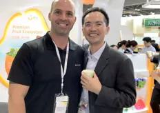 Eric Arbelo of Kings Crown Produce Sales and Cobby Lin of Yumsun, brand of Shenzhen Yuanxing Fruit.