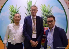 At the Dole stand: Terry Chan, director of Dole - Shanghai; Marc Evrard, commercial director of Belgian Fruit Valley and Michael Franks , ceo of Seeka New Zealand.