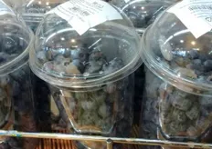 The blueberries cost 249.90 ruble (3.62 euro) for a shaker.