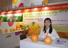Zhangzhou E-Green Trading grows grapefruit on 180 hectare. Sherry Chen is this company’s Business Manager.