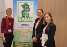 Salvi is an Italian supplier with a wide variety of fruit. Examples are: strawberries, pears, kiwi, citrus etc. Lilita Chorna with Nistor Elidnora and Iana Alieksienko of Advice & Consulting. This company advises on technological issues, from cultivation to storage.