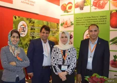 Taktay from Iran supplies kiwis en other fresh produce products year round. Interpretor, Mr. Maghami, Farzaneh Hamidpour, Hasan Akbari Moein.